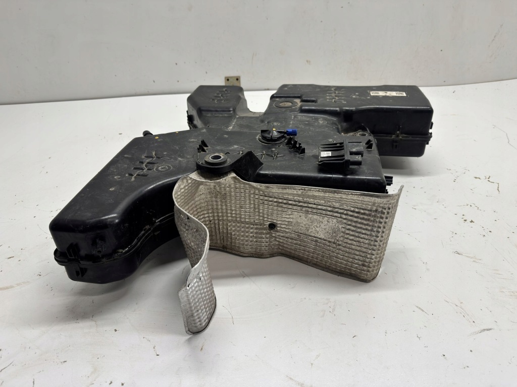 фото №1, Vw crafter man 2n0131877b бак adblue