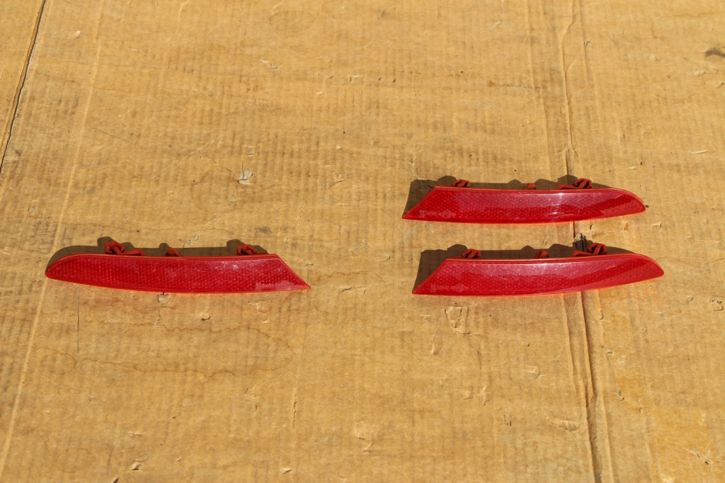 фото №1, Renault clio v отражатель бампера задняя левый правый ory 2019-2025