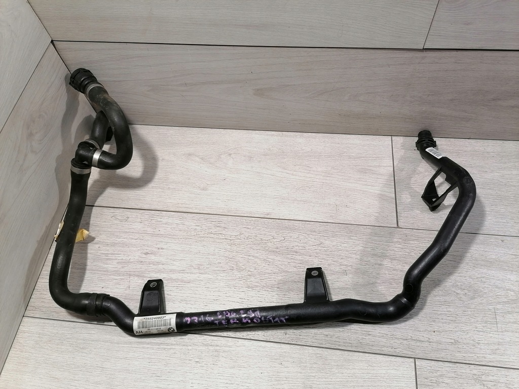 фото №1, Bmw e90 e91 шланг термостат 755240903