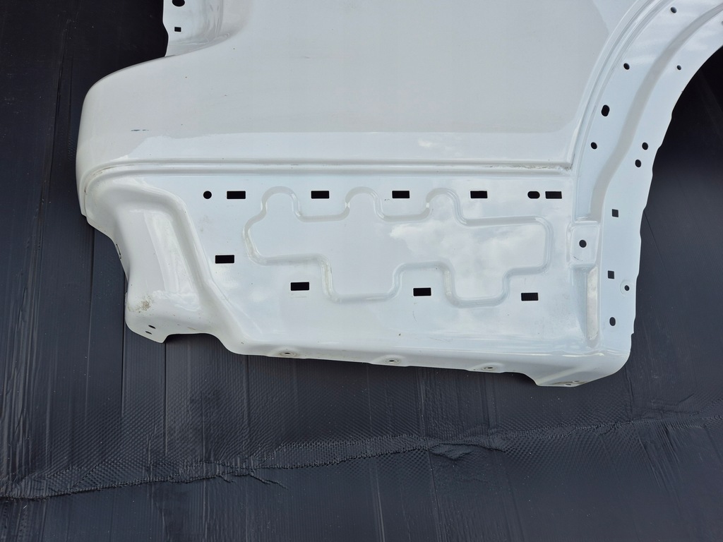 фото №4, Ford ranger raptor vi 22r . крыло правый задняя r 001