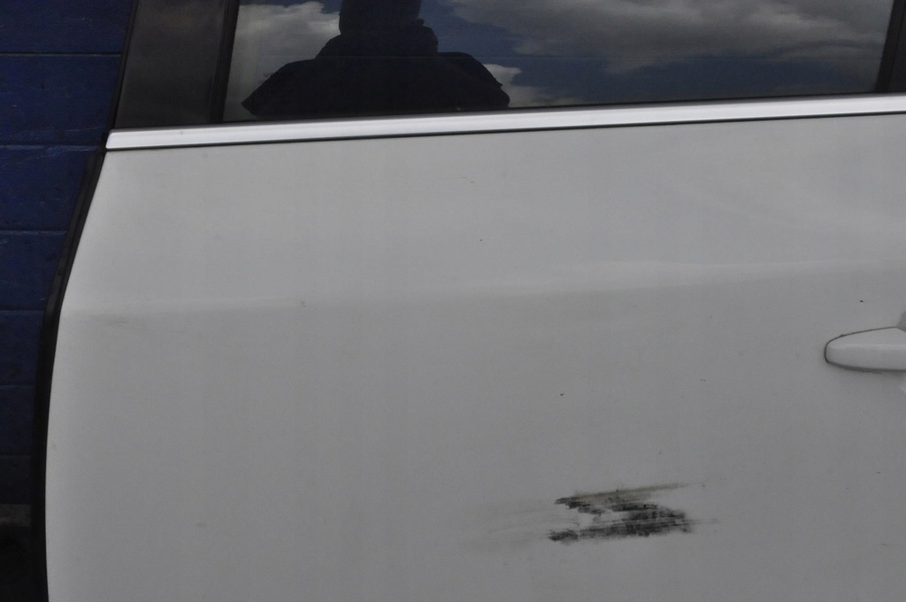 фото №3, Volvo v60 двері лівий задня ліва задні