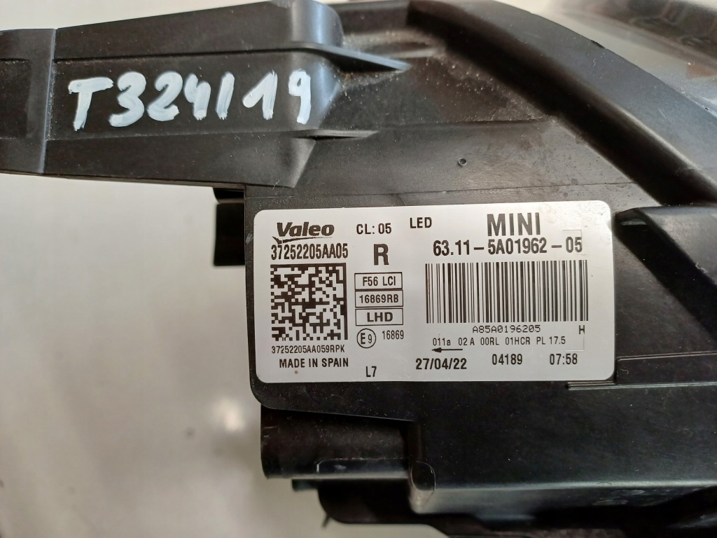 Mini cooper f55 f56 lci рестайлінг  19- фара правий перед full led 5a01962 -05 Ціна