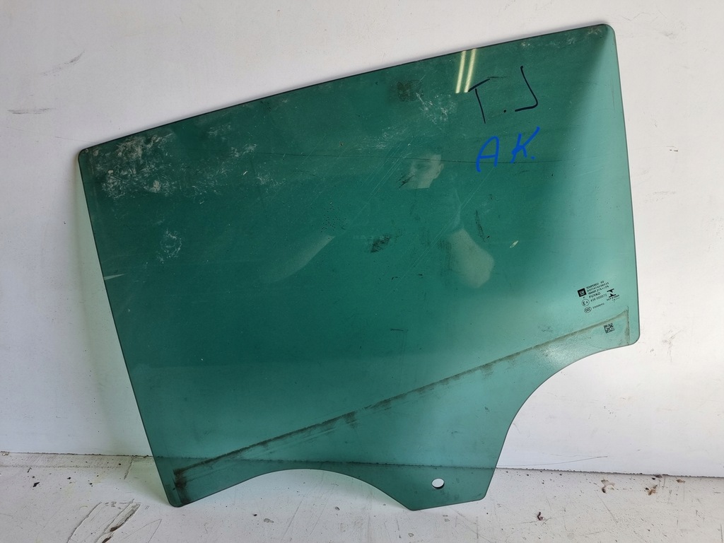 фото №1, Opel astra k скло лівий задня kombi