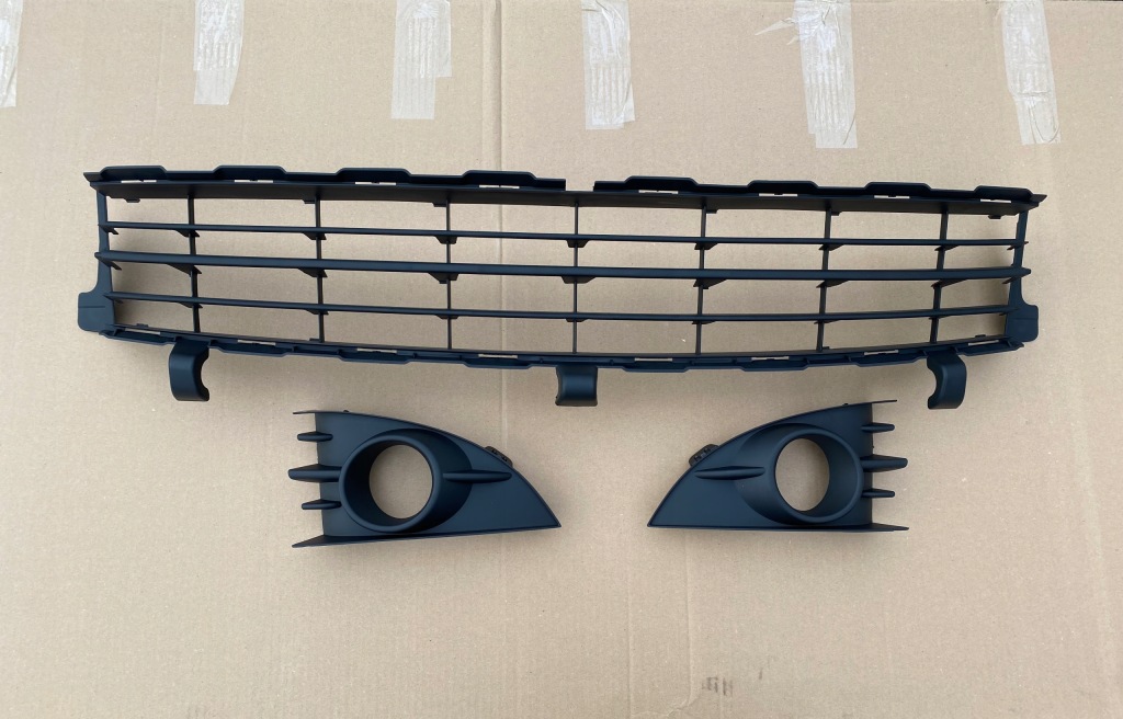 фото №1, Renault scenic ii lift 06- комплект решётка + защита