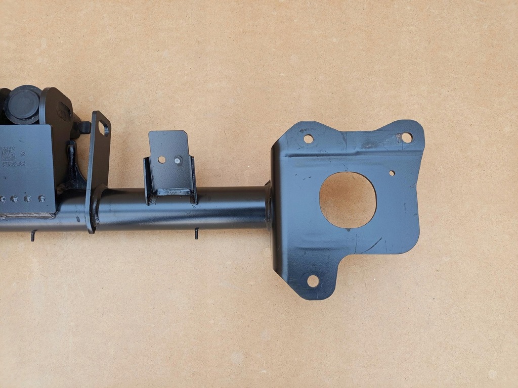 фото №11, Tesla model y 2020- hak буксировочный балка 1514411-00-1