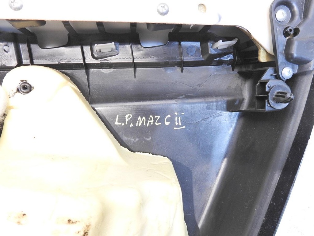 фото №3, Оббивка двері лівий перед mazda 6 gh