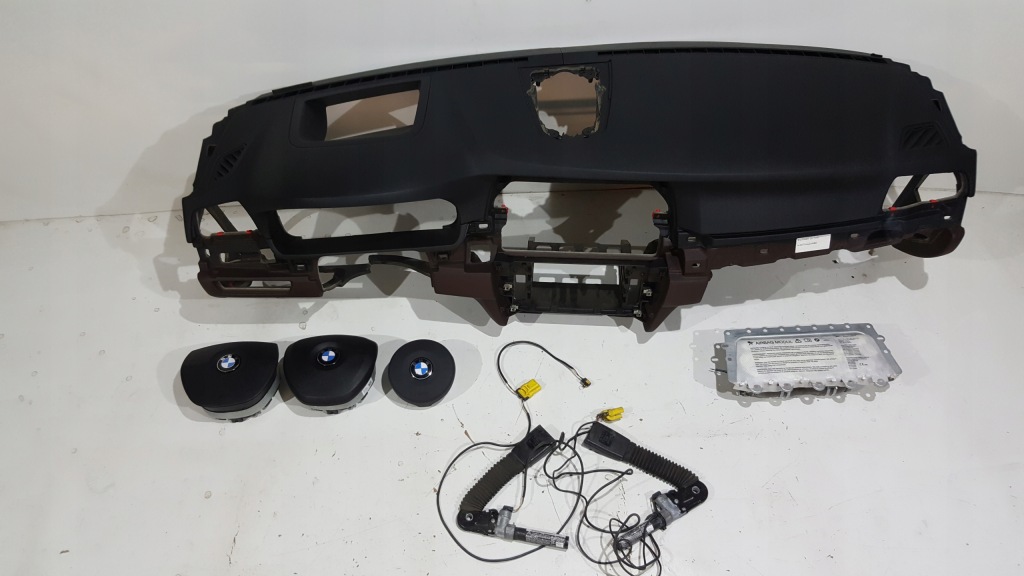 фото №1, Bmw 5 f10 f11 hdp приборная панель консоль подушка безопасности натяжители