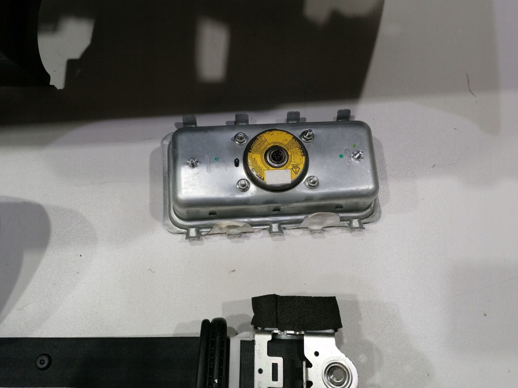 фото №4, Ford ecosport lift приборная панель консоль подушка безопасности ремни оригинал накладка