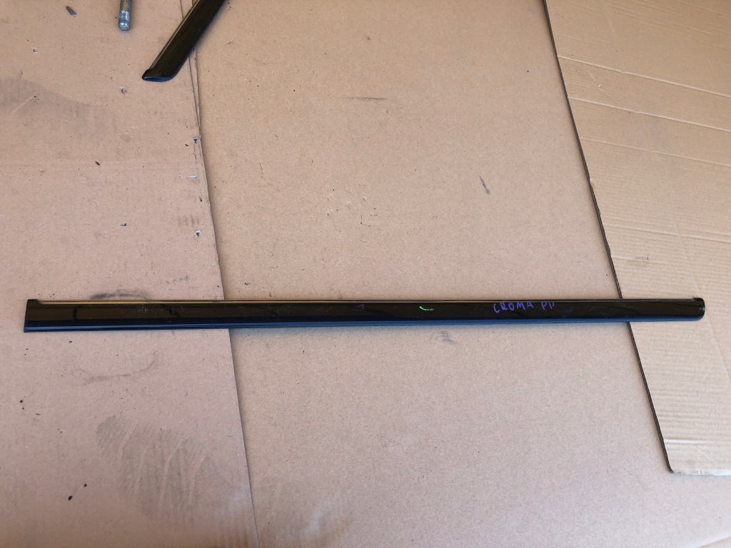 фото №1, Молдинг дверь правая передняя fiat croma lift 07-11