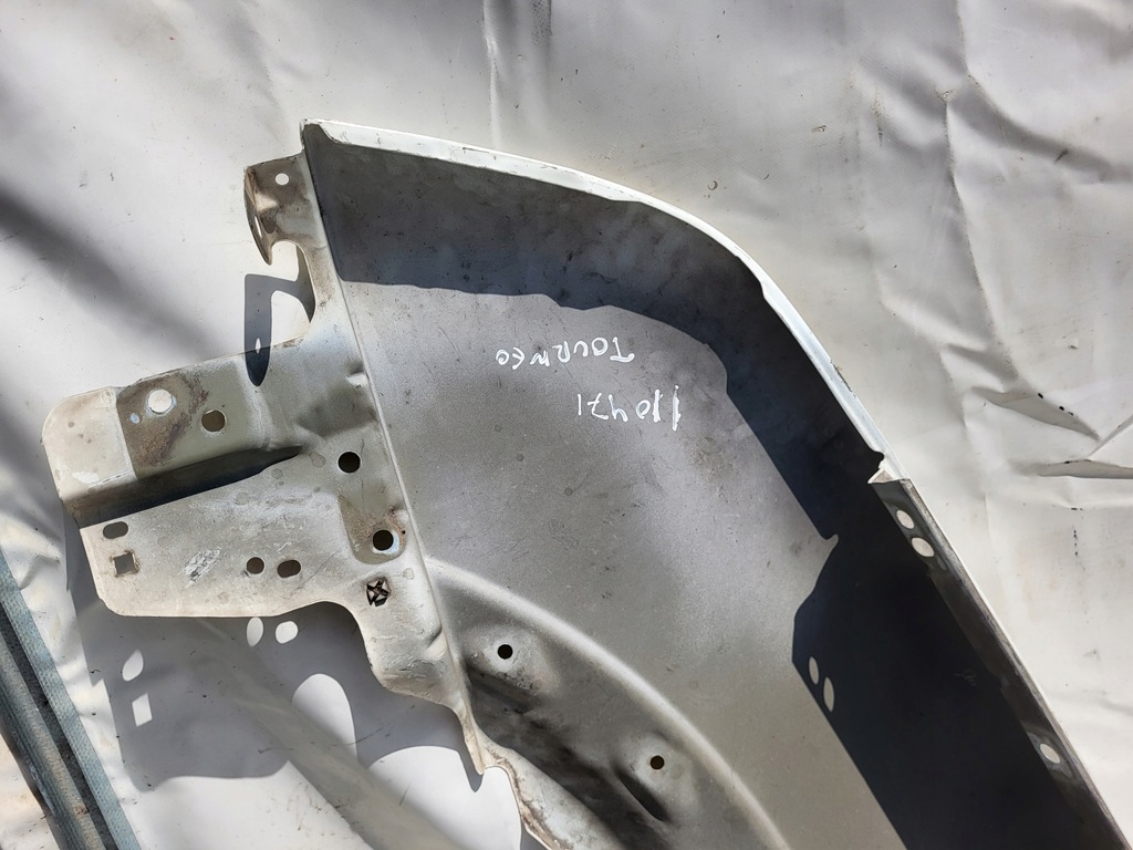 фото №7, Ford connect передній правий перед крила mk1