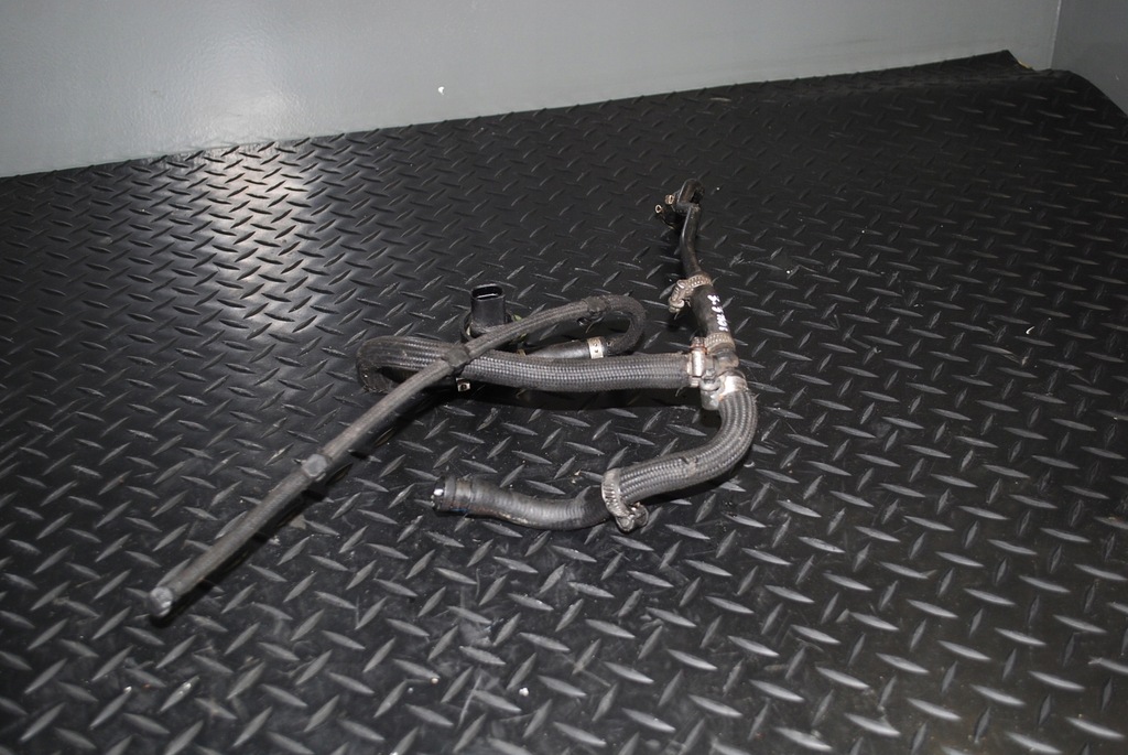 фото №8, Датчик шланг топлива audi a8 d2 3.3 td 038906081