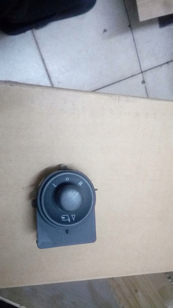 фото №1, Перемикач дзеркал astra j 12r