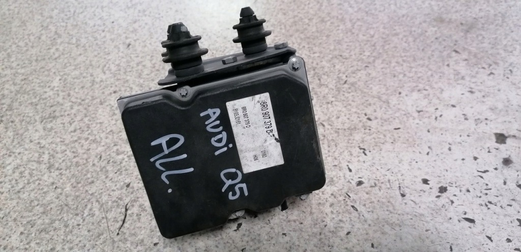Купити Audi q5 насос abs 8r0907379d 8r0614517m