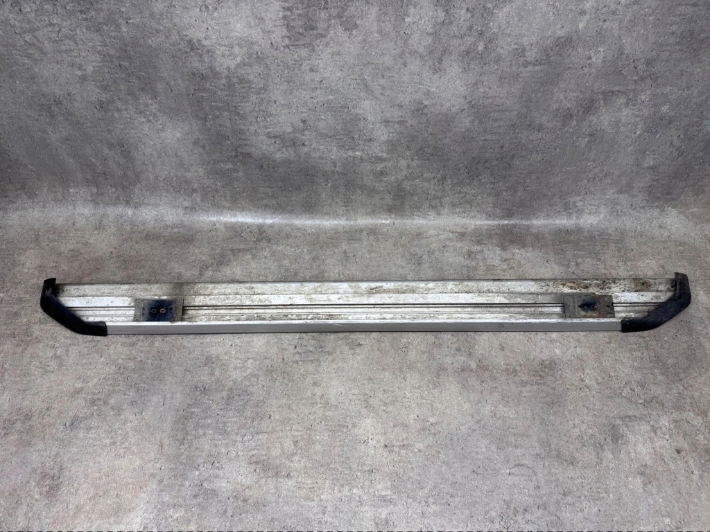 Підніжка поріг lexus nx 15-18 Ціна