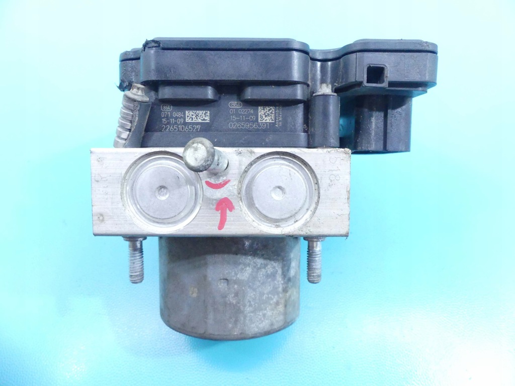 Насос abs tesla model s 12-16 1037797-00-c Киев