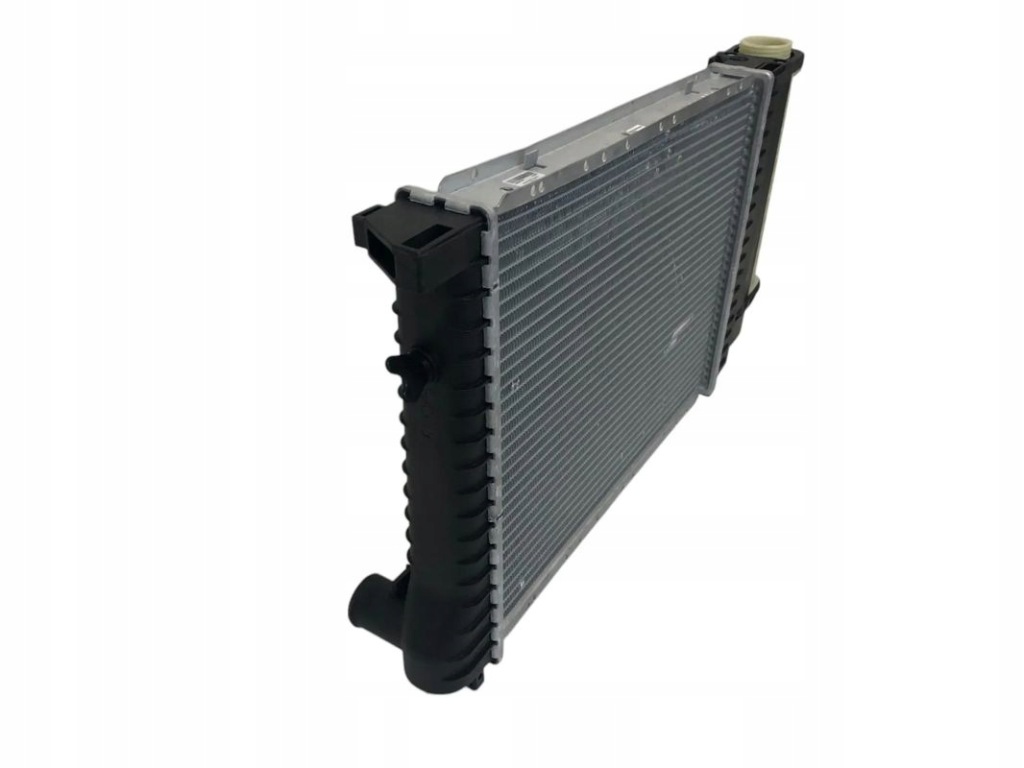 Bmw e30 1.6 1.8 100km 102km 113km 115km 136km механическая коробка передач радиатор воды с Разборки