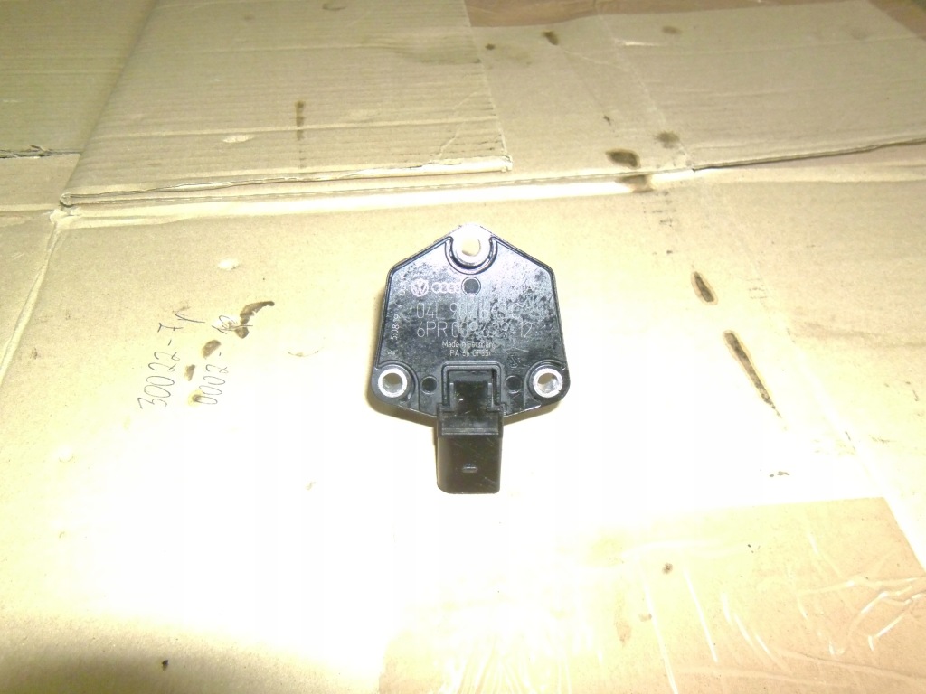 фото №1, Датчик рівня оливи vw 04l907066c