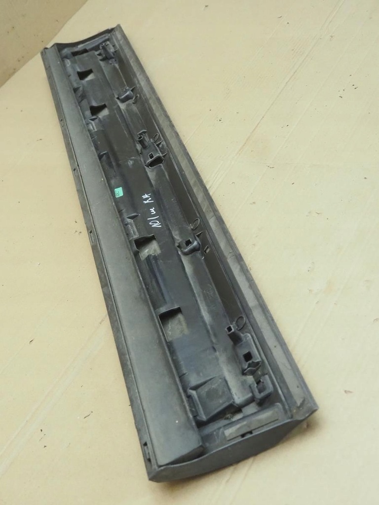 фото №15, Audi q3 8u молдинг дверь левый перед 8u0853959d