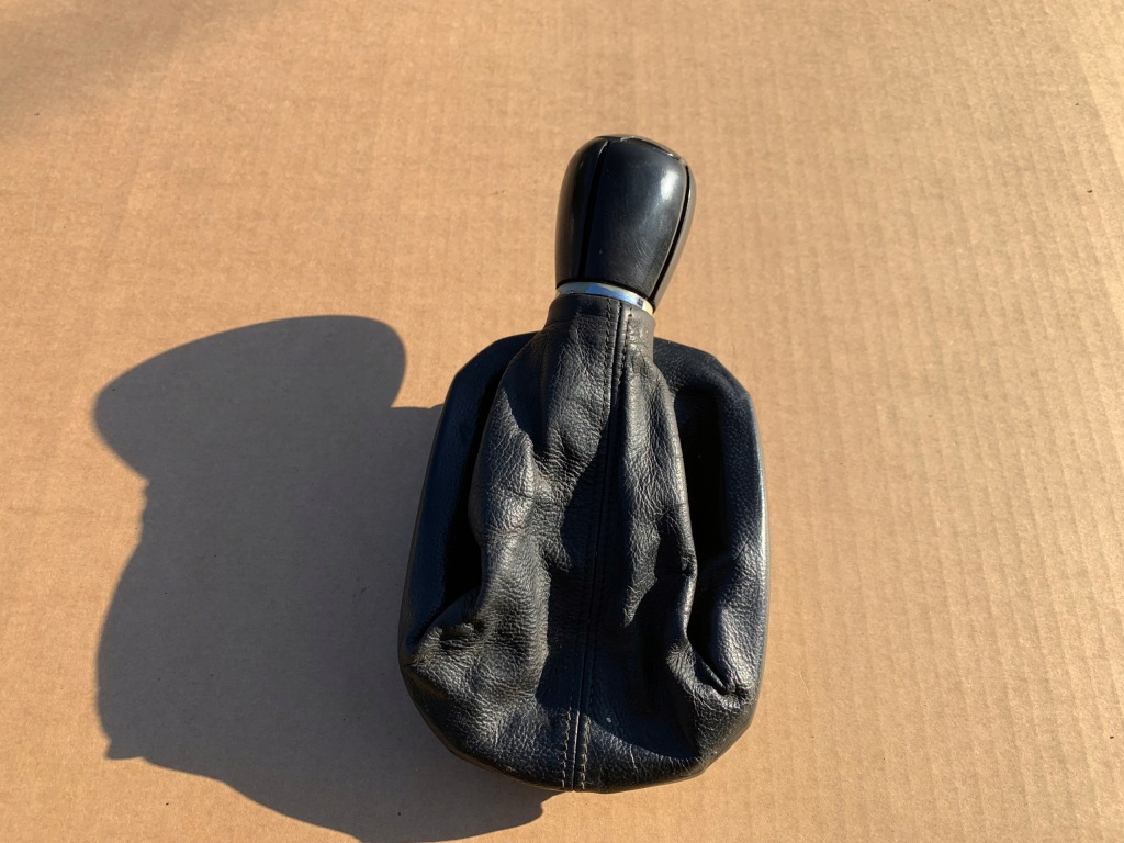 фото №1, Ручка чохол передач leon i toledo ii 5 передача шкіра оригінал