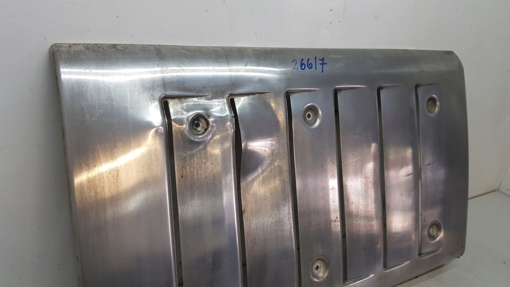 Mercedes actros 960 накладка боковое  правый  хром Цена