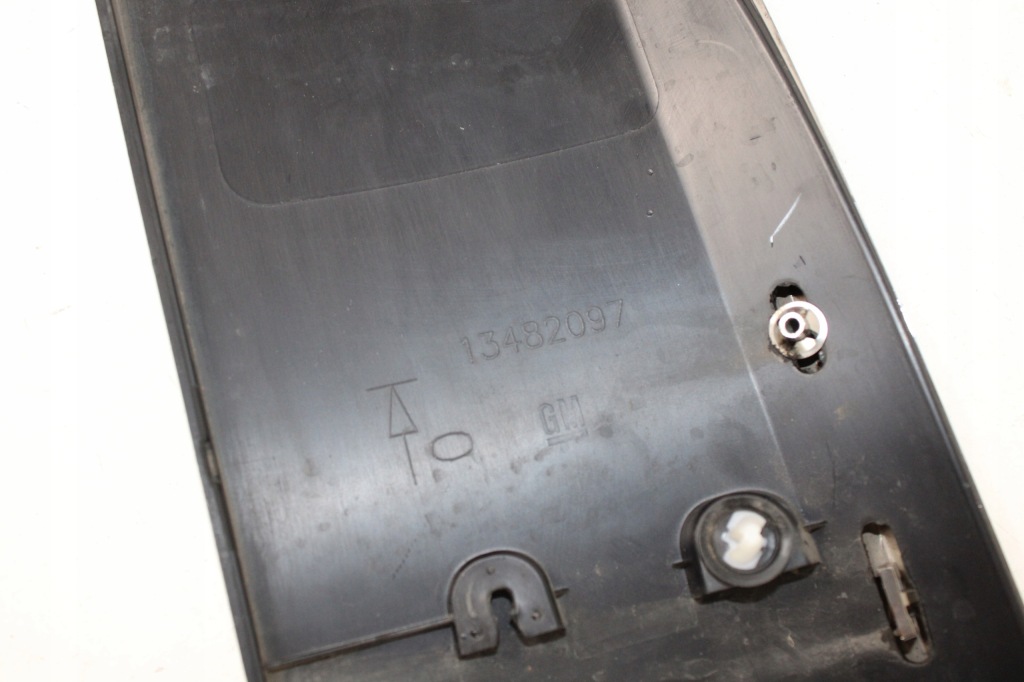 Opel crossland молдинг с хром на дверь перед правый  б/у gm 13482097 Оригинал