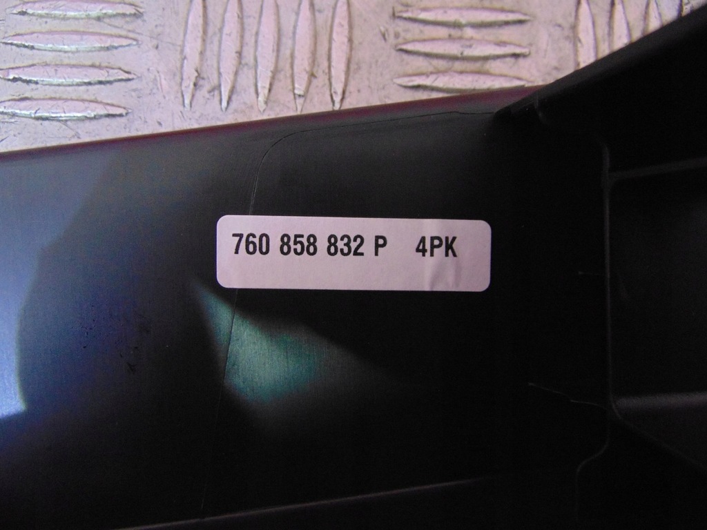 фото №8, Кронштейн кронштейн багажника touareg volkswagen оригінальний номер 760858832p