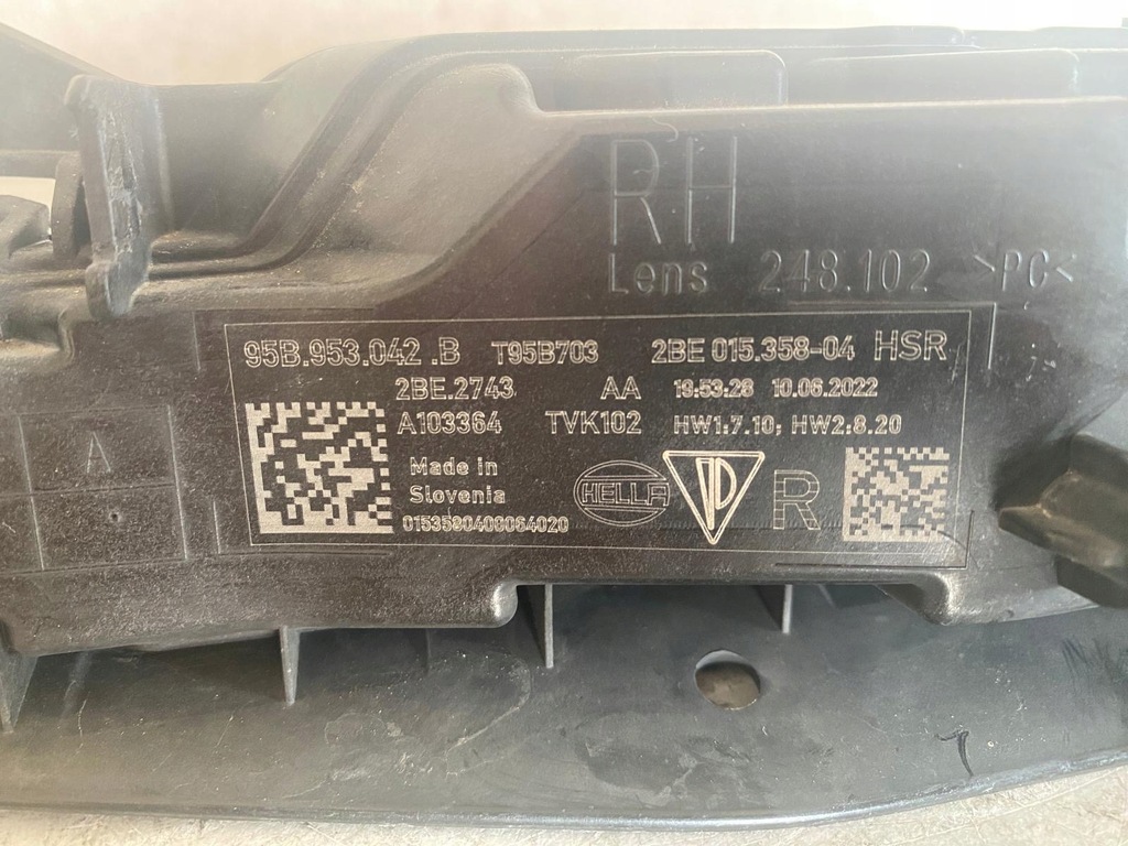 фото №10, Правый поворотник led porsche macan lift 21- 95b 95b953042b