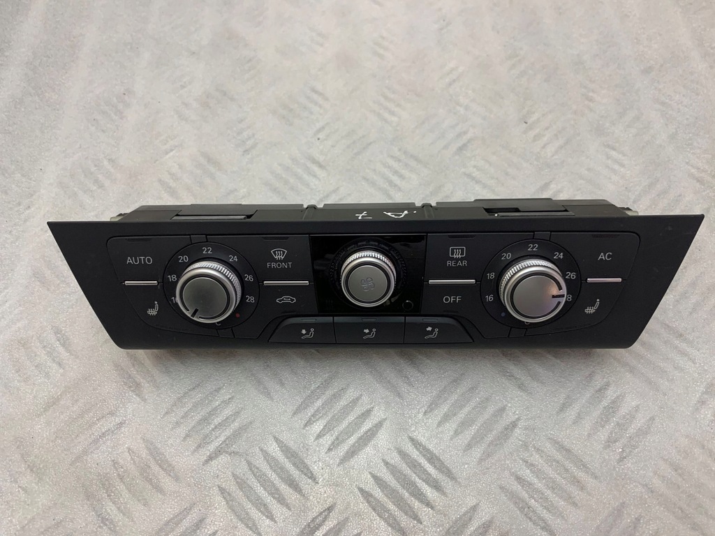 фото №1, Audi a7 s7 4g панель кондиционера