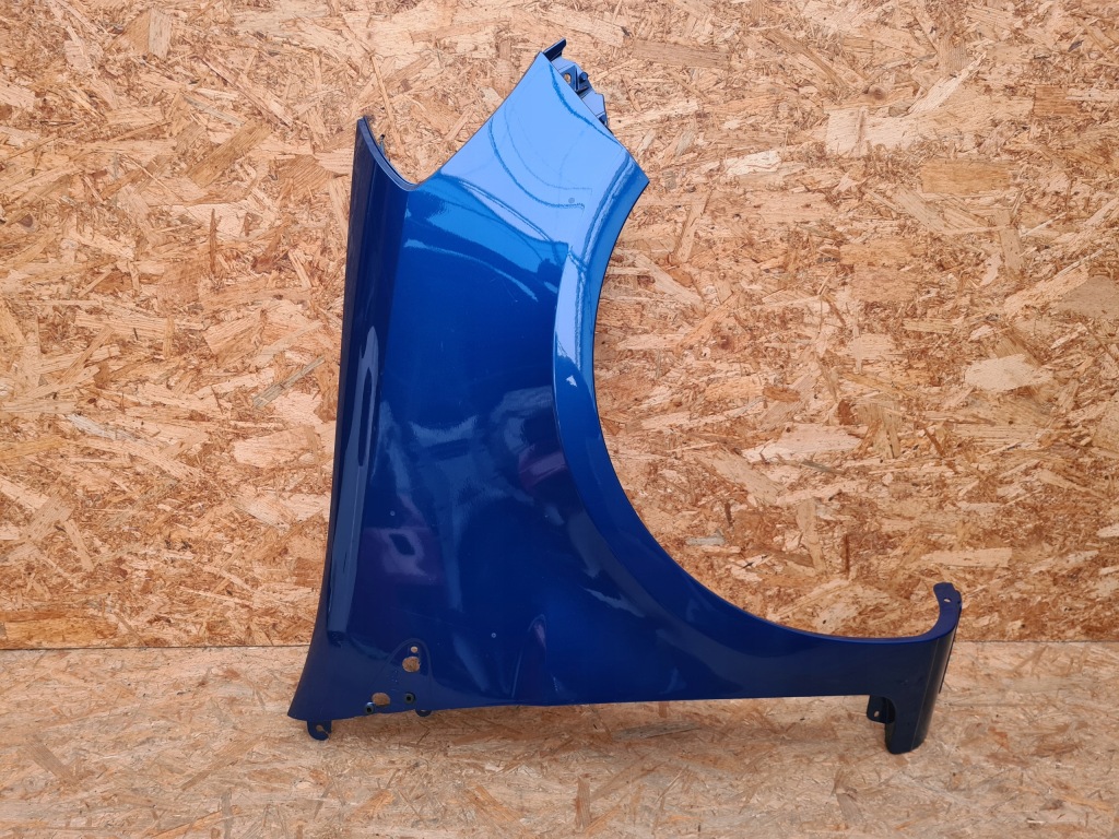 Крыло  левое  правый  передний перед clio 3 8200256117 8200256118 Киев