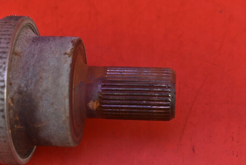 Привідний вал ліва шрус  задні ford kuga mk1 2.0 tdci 12r Доставка