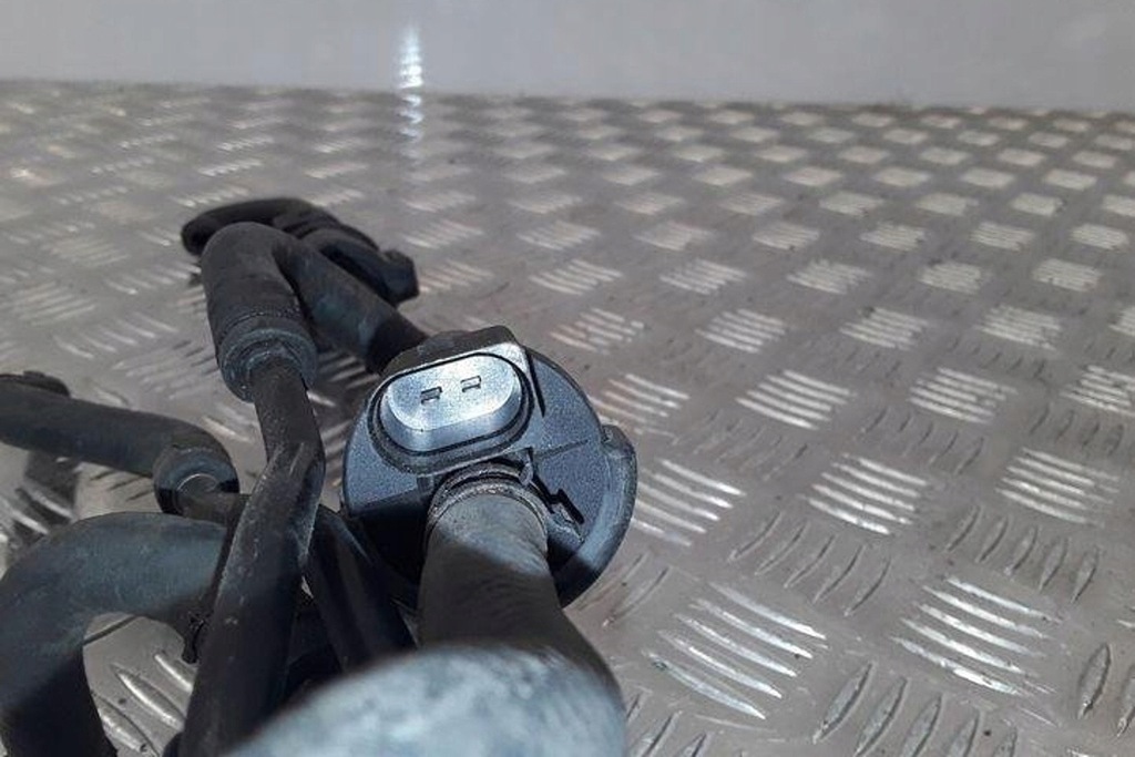 фото №7, Клапан вакуумний vw phaeton 3d_ 058133459 6.0l бензиновий 309kw 2003