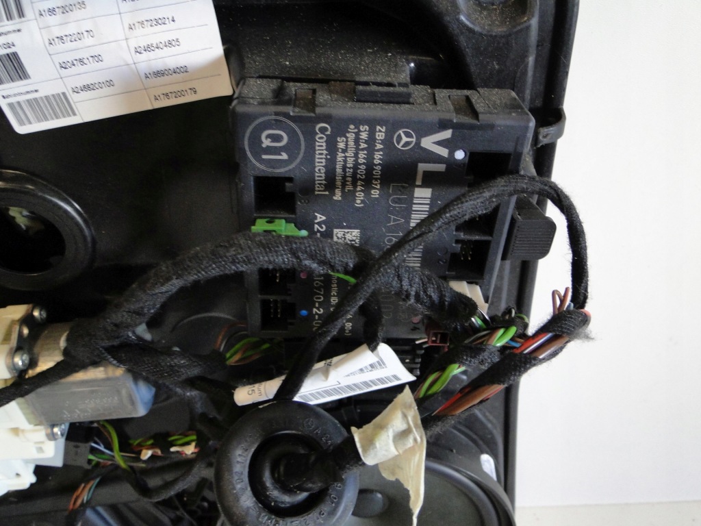 фото №7, Mercedes a klasa 176 w176 вкладиш w двері передні ліва