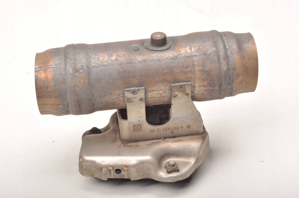 фото №1, Mercedes w177 1.5 d дроссельная заслонка выхлоп a2139068601