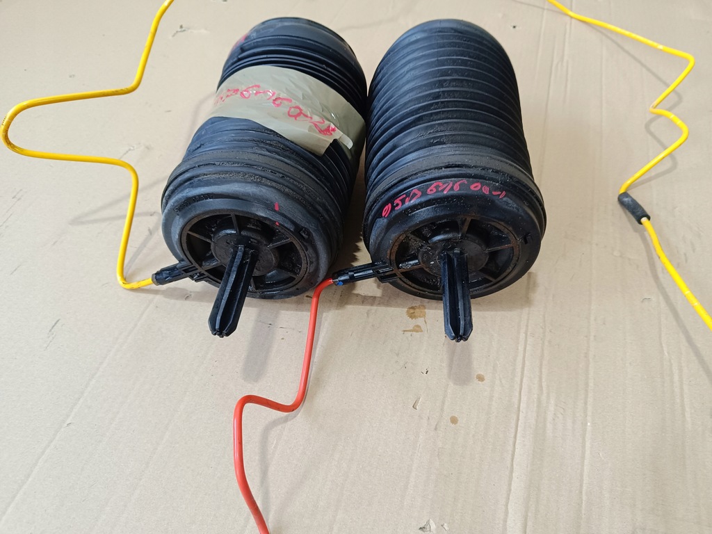 фото №8, Подушка подвеска задняя macan 95b 95b616001