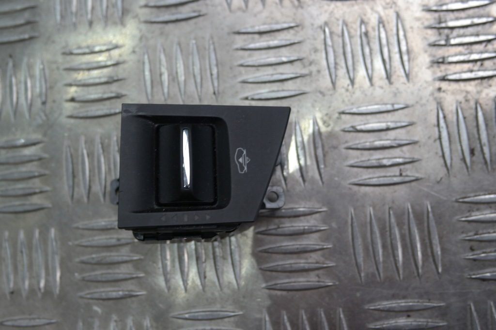 фото №1, Выключатель подвеска maserati levante 670064671