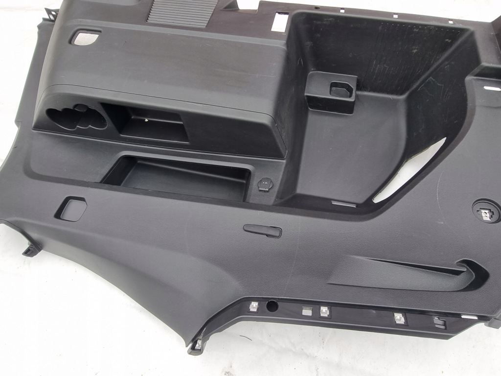 Купить Vw atlas 3.6 awd обшивка багажника 2018-