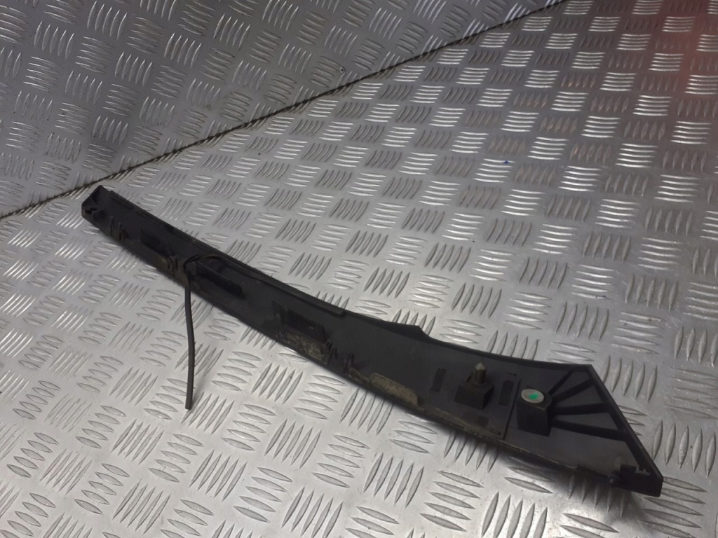 фото №3, Молдинг крыла левый перед renault espace iv 1.9 dci 8200101054