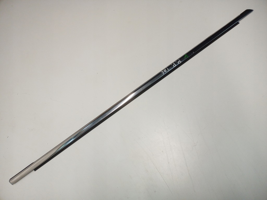 фото №2, Молдинг ущільнювач правий перед хром renault talisman