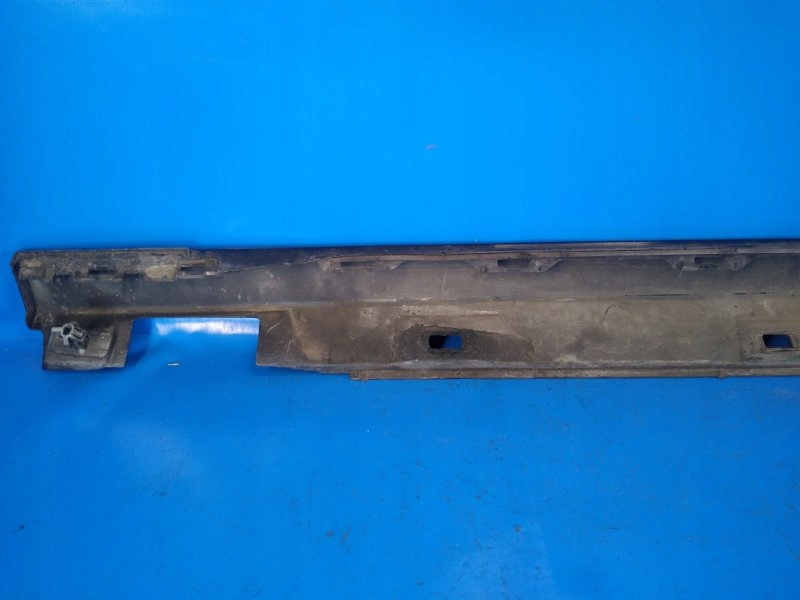 Накладка  порога  наружная правая audi a6 c7 11-18 4g0853856g Недорого
