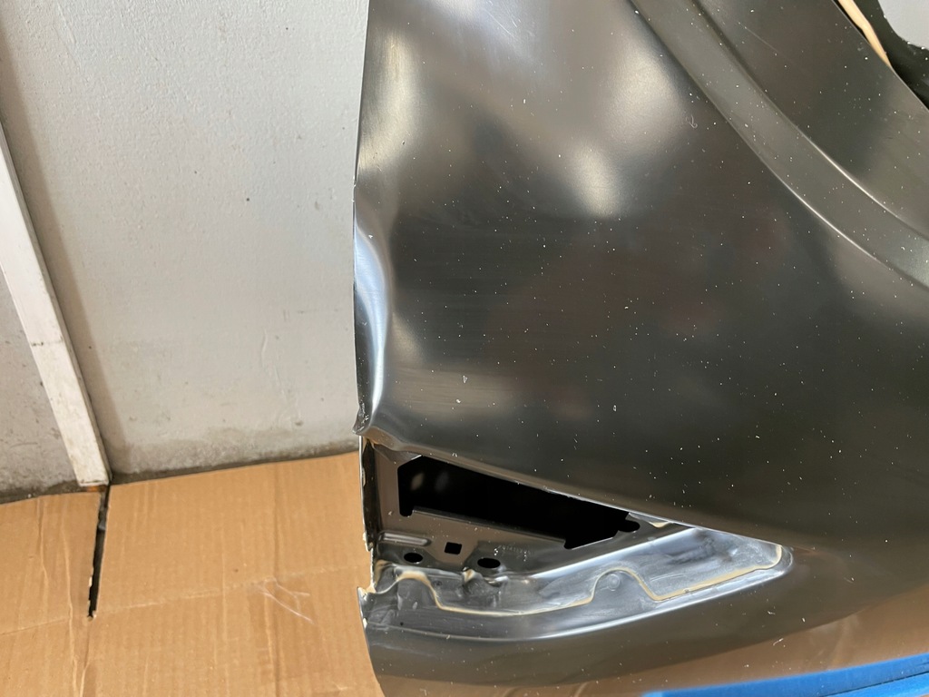 фото №2, Крышка багажника задняя clio iv lift