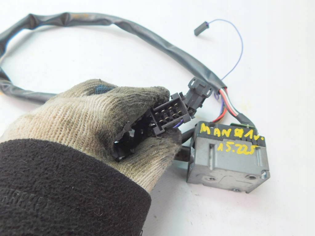 фото №7, Man 15.225 2001r переключатель комбинированный