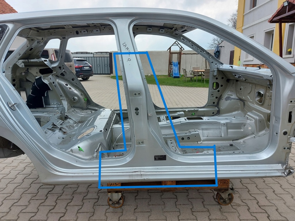 фото №1, Skoda kamiq 658 порог правый ze стойка