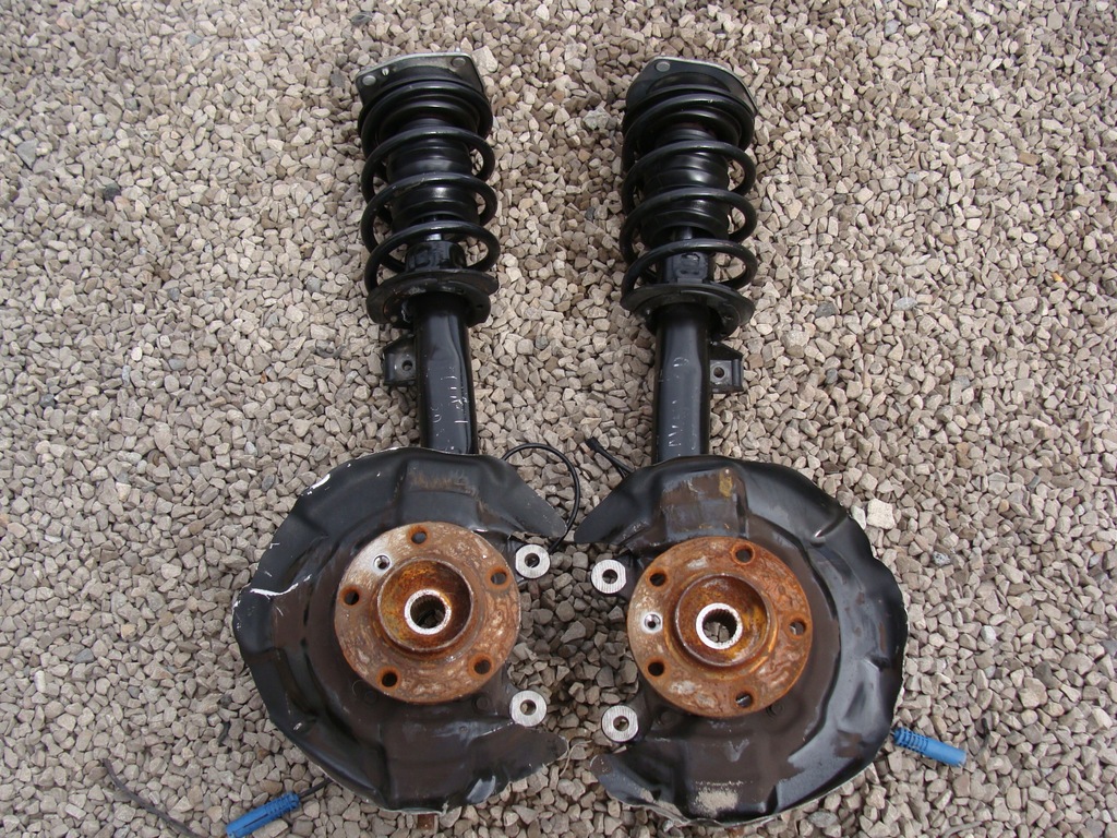 фото №1, Поворотный кулак амортизатор левый mini countryman r60 !!