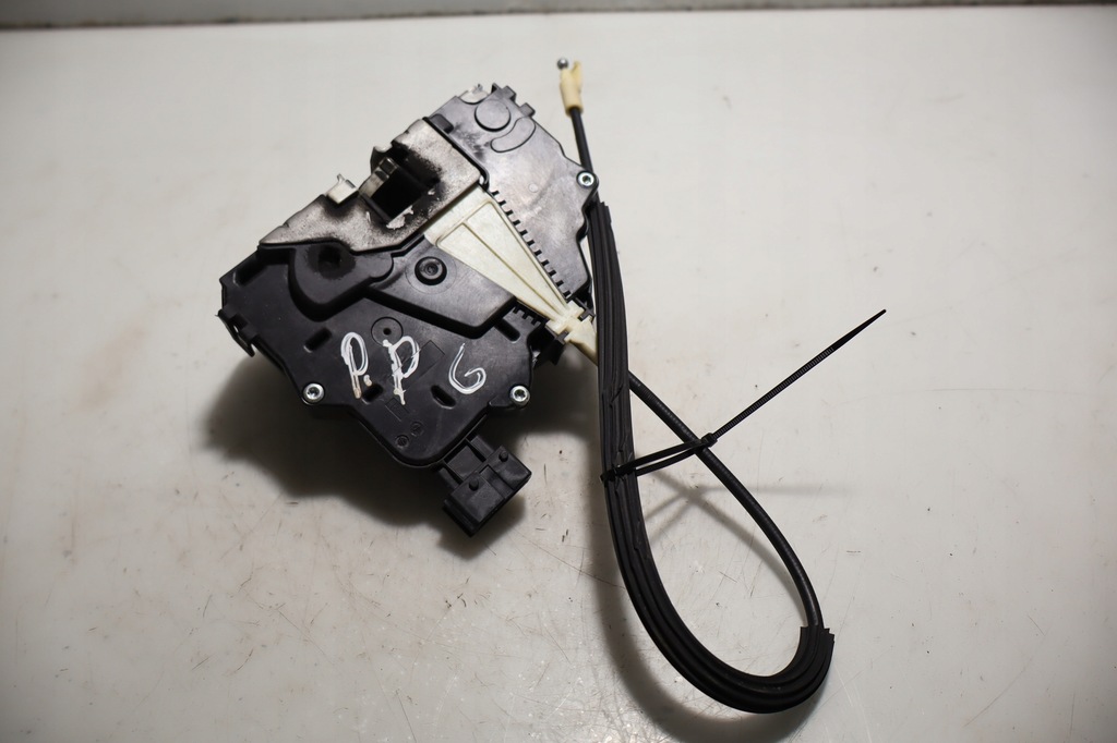 фото №1, Замок правый перед дверь opel corsa e