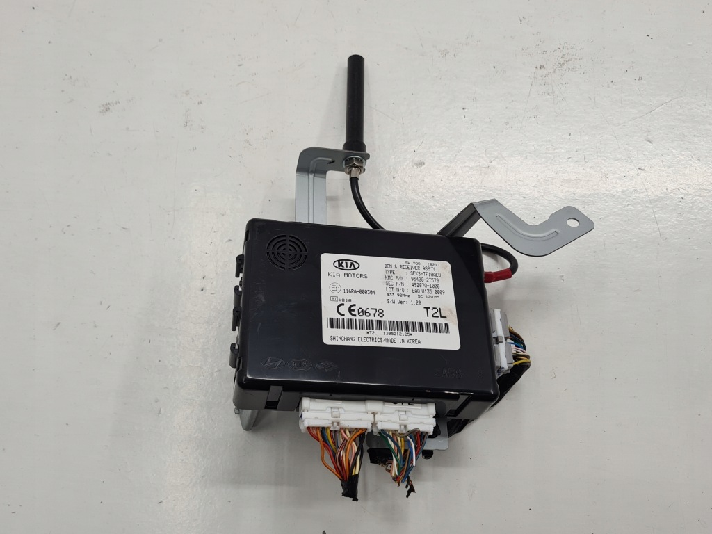 фото №1, Kia optima iii модуль блок управления bcm 95400-2t570