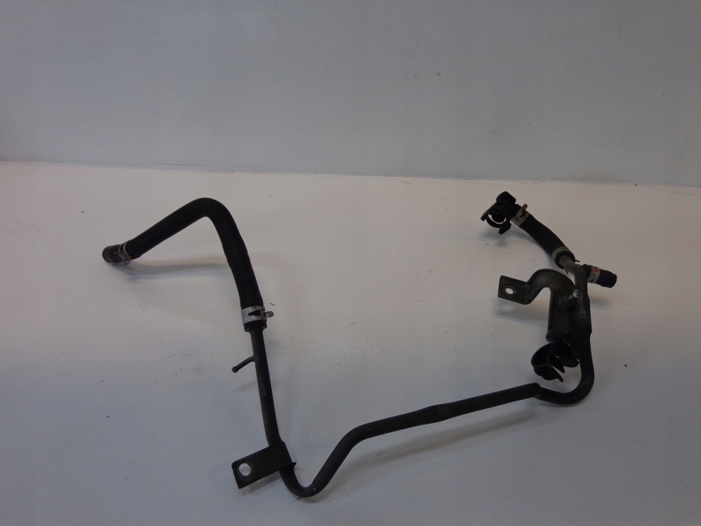 фото №1, Suzuki grand vitara ii 1.9 ddis f9q wąż труба шланг wody