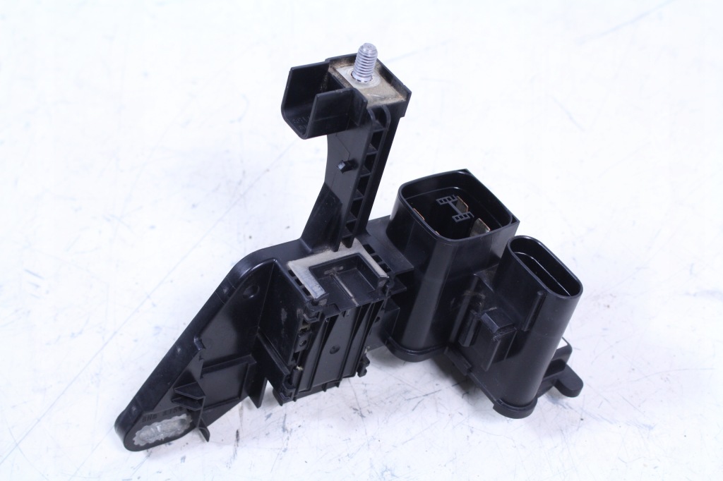 Купити Коробка приладова напруги bmw 4 купе f32 14r.