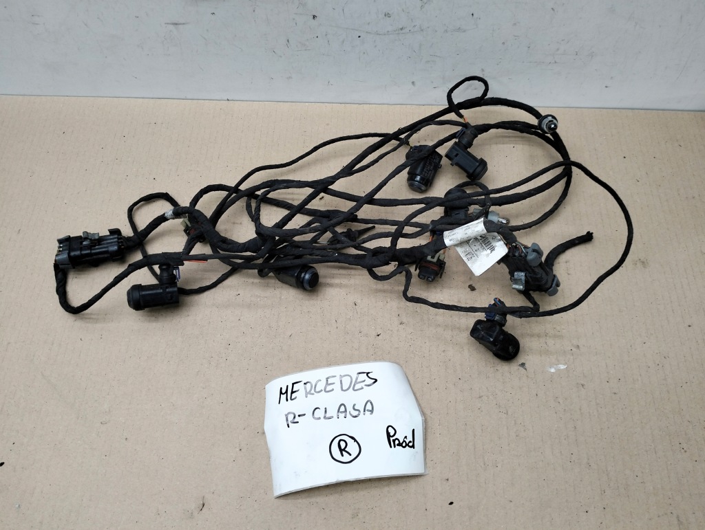 фото №1, 6x датчики парковки + жгут pdc перед mercedes r 251 w251 amg 2005-2010