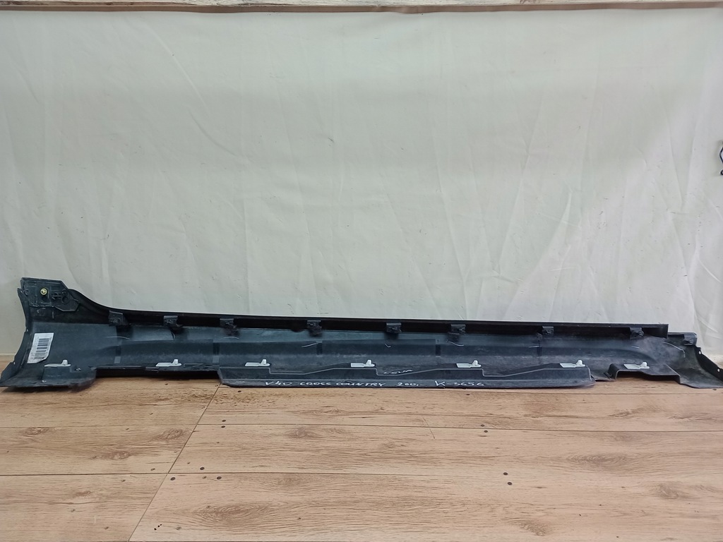 фото №8, Volvo v40 cross country порог молдинг порог левая