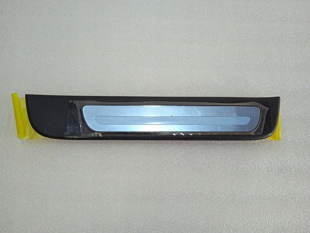 фото №1, Audi a4 b8 молдинг накладка порог правая задняя